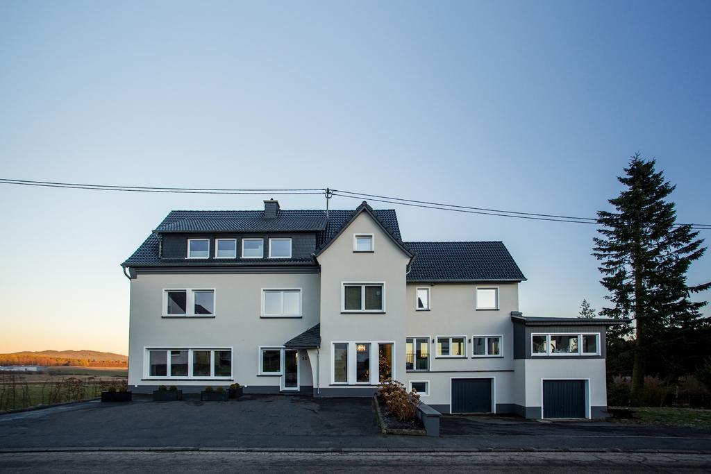 Ferienwohnungen Oliver92 Meuspath Am Nuerburgring Екстер'єр фото
